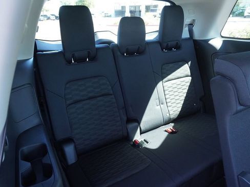 New 2025 Nissan Pathfinder SV image 10