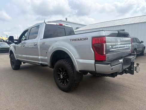 Used 2021 Ford F350 Platinum w/ Tremor Off-Road Package AWD/4WD image 7