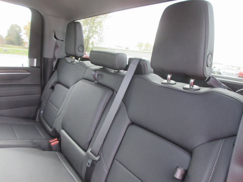 New 2026 GMC Sierra 3500 SLT image 12