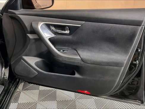 Used 2014 Nissan Altima 2.5 S FWD image 22