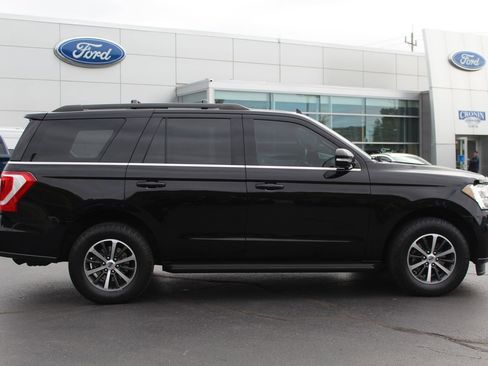 Used 2020 Ford Expedition XLT image 8