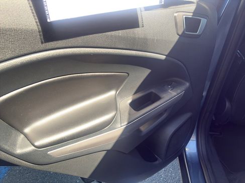 Used 2021 Ford EcoSport Titanium image 13