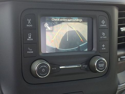 Used 2024 RAM 2500 Tradesman w/ Chrome Appearance Group image 16