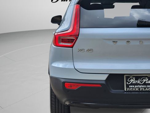 Used 2026 Volvo XC40 B5 Plus w/ Protection Package Premier AWD/4WD image 33