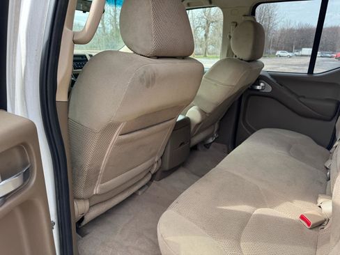 Used 2006 Nissan Frontier SE w/ (P01) Power Pkg image 34