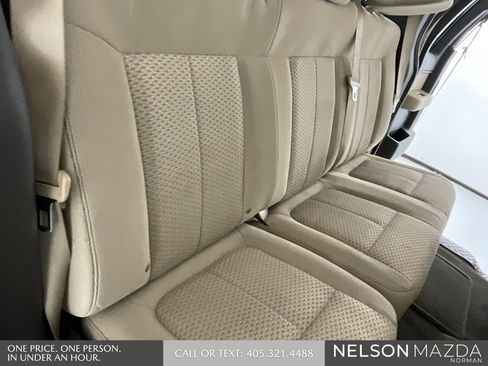 Used 2013 Ford F150 XLT w/ Mid Equipment Group image 22