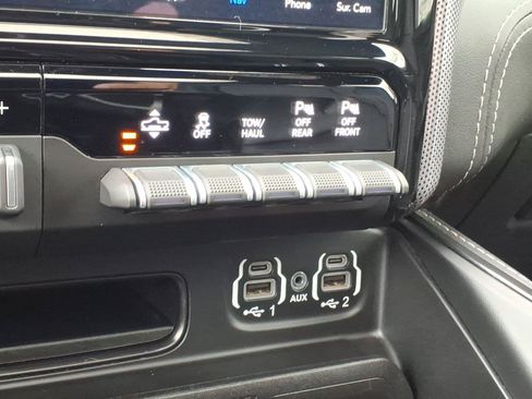 Used 2021 RAM 1500 Limited w/ Night Edition AWD/4WD image 18