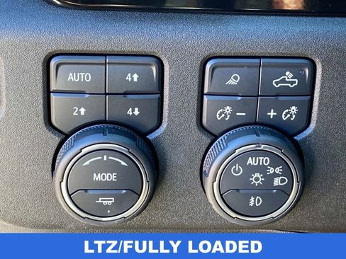Used 2022 Chevrolet Silverado 1500 LTZ image 23