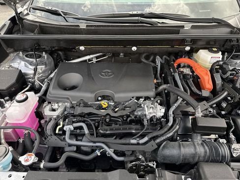Used 2025 Toyota RAV4 XLE w/ Convenience Package AWD/4WD image 25