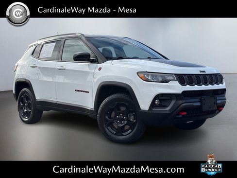 Used 2023 Jeep Compass Trailhawk image 1