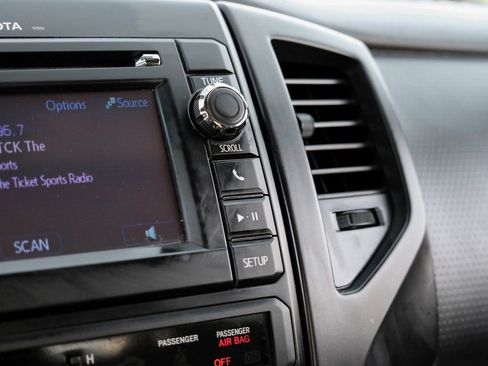 Used 2013 Toyota Tacoma 2WD Access Cab image 25