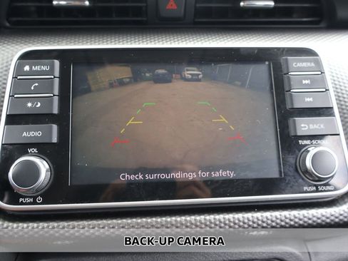 Used 2020 Nissan Kicks SV FWD image 3