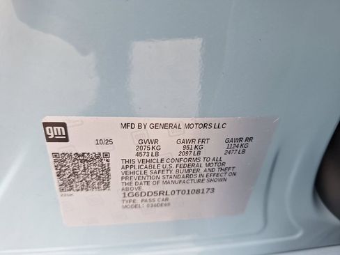 New 2026 Cadillac CT4 V image 32