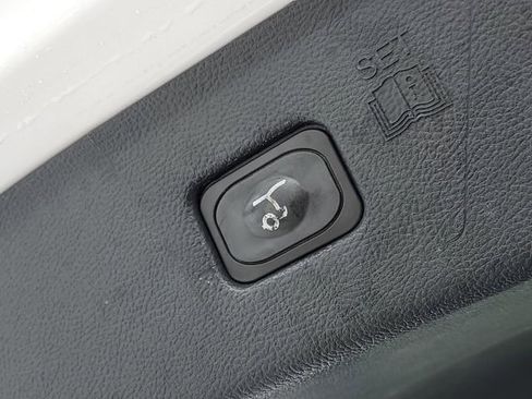 Used 2020 Ford Edge SEL w/ Convenience Package image 38