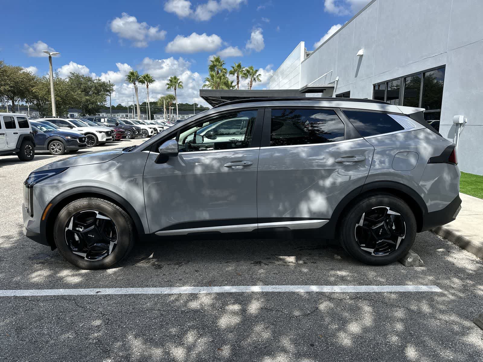 Used 2026 Kia Sportage EX w/ EX Panorama Roof Package FWD image 5