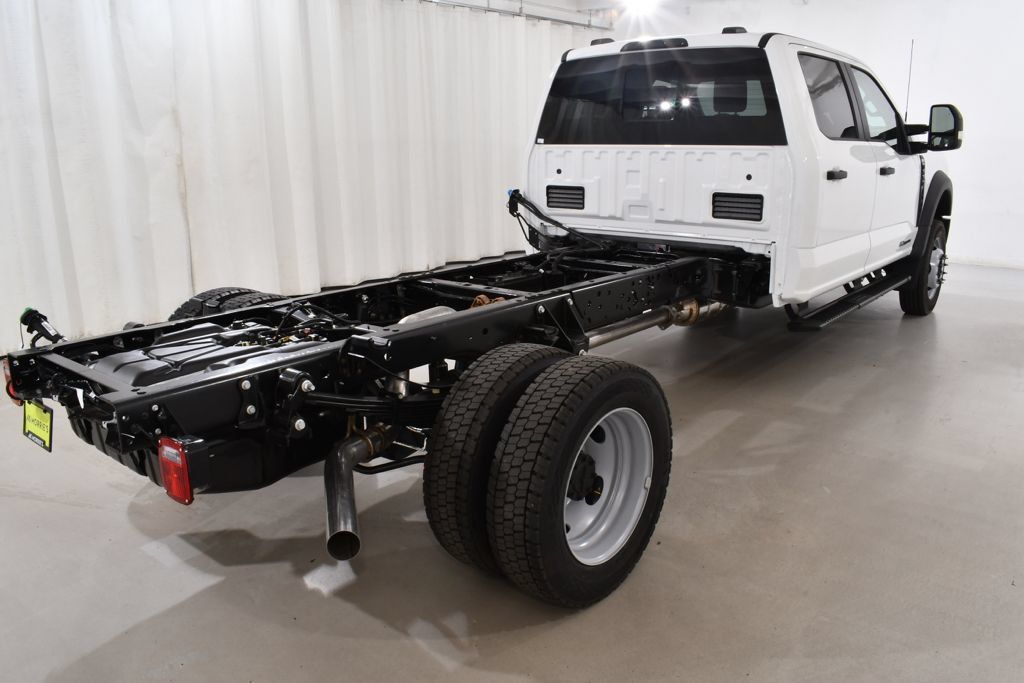 New 2027 Ford F550 4x4 Crew Cab image 11