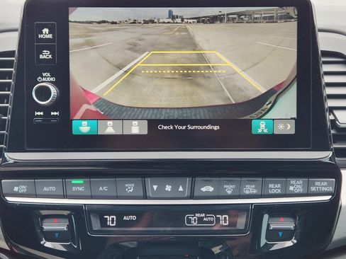 Used 2025 Honda Odyssey Sport-L image 18