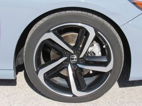 Used 2022 Honda Accord Sport Special Edition image 9