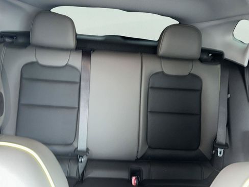 Used 2025 Chevrolet Trax ACTIV w/ Sunroof Package FWD image 32