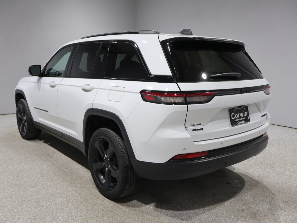 Certified 2024 Jeep Grand Cherokee Limited w/ Black Appearance Package AWD/4WD image 6