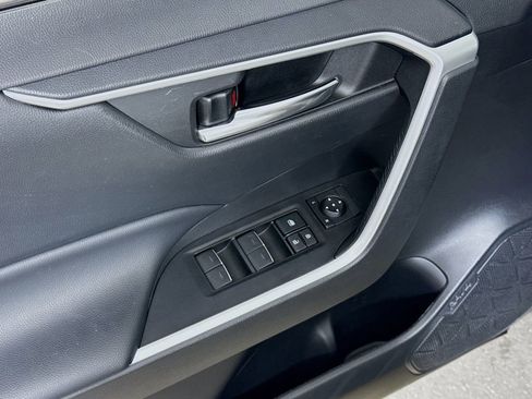 Certified 2022 Toyota RAV4 XLE image 16