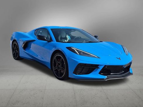 Used 2025 Chevrolet Corvette Stingray Preferred Cpe w/ 2LT RWD image 8