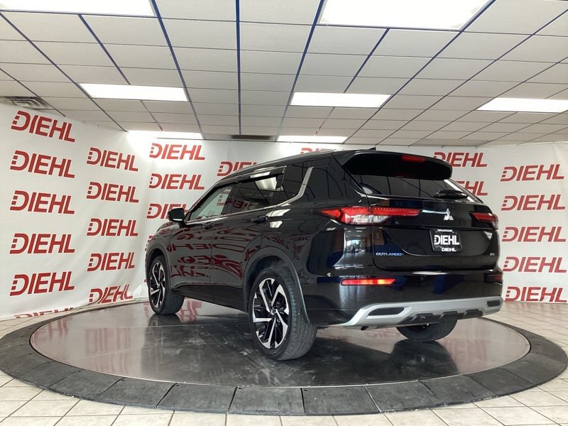 Used 2024 Mitsubishi Outlander SEL AWD/4WD image 5
