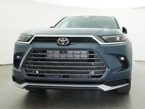 New 2026 Toyota Grand Highlander AWD Hybrid image 31