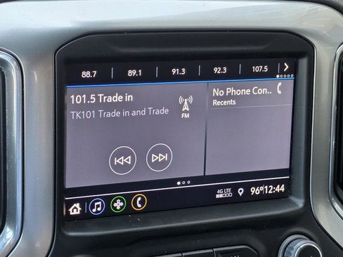 Used 2022 Chevrolet Silverado 1500 LT image 14