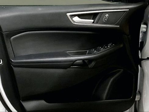 Used 2023 Ford Edge SEL image 20