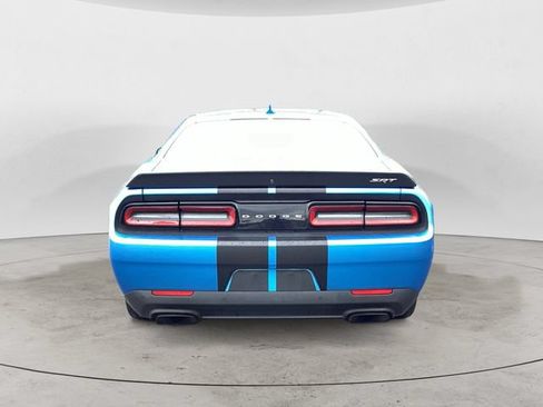 Used 2016 Dodge Challenger SRT Hellcat RWD image 4