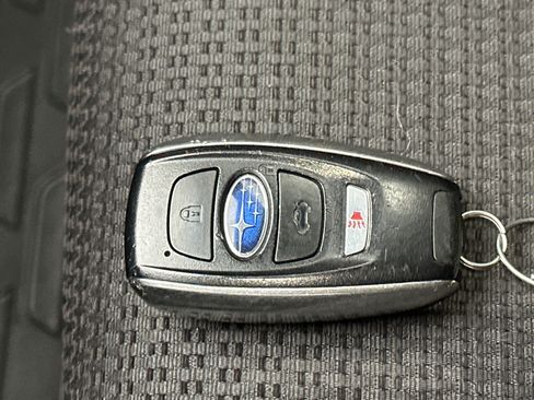Used 2020 Subaru Outback Premium w/ Popular Package #1 AWD/4WD image 39