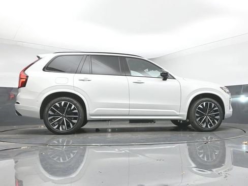 New 2026 Volvo XC90 B6 Ultra w/ Protection Package Premier image 45