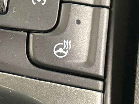 Used 2020 Chevrolet Silverado 1500 LT Trail Boss image 37