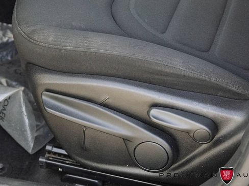 Used 2022 Jeep Renegade Latitude AWD/4WD image 19