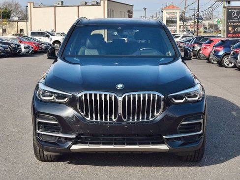 Used 2023 BMW X5 xDrive40i w/ Premium Package image 2