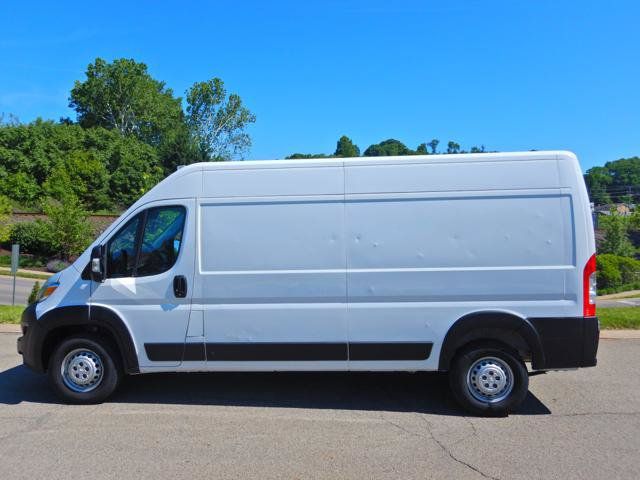 Used 2025 RAM ProMaster 2500 w/ Convenience Group FWD image 11