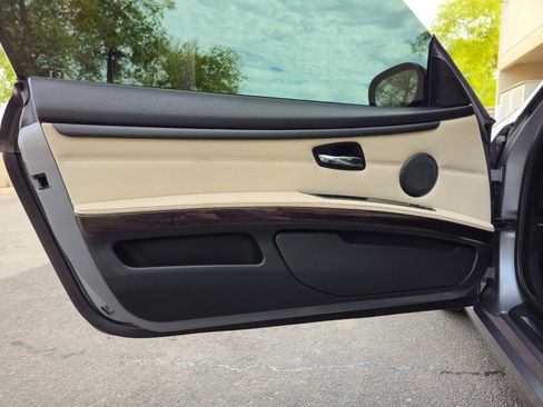 Used 2012 BMW 335i xDrive Coupe image 12