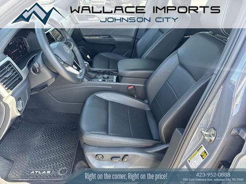 Used 2022 Volkswagen Atlas Cross Sport SE AWD/4WD image 14