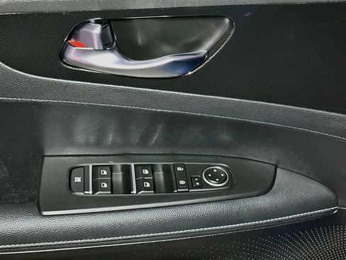 Used 2024 Kia Forte GT-Line w/ GT-Line Premium Package FWD image 17