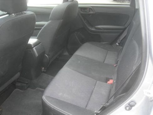 Used 2016 Subaru Forester 2.5i Premium w/ All-Weather Package image 11