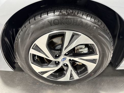 Used 2024 Subaru Legacy Premium AWD/4WD image 2