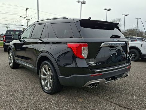 Used 2020 Ford Explorer Platinum image 8