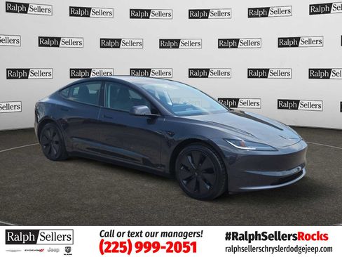 Used 2024 Tesla Model 3 Standard Range RWD image 1