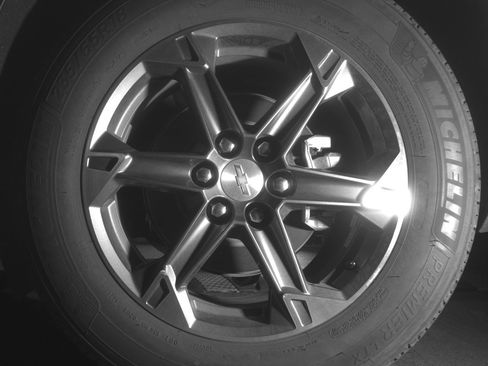 Used 2025 Chevrolet Blazer LT FWD image 14