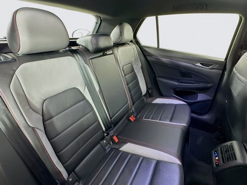 Used 2023 Volkswagen GTI Autobahn image 27