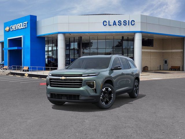New 2027 Chevrolet Traverse LT w/ Sun and Wheel Package FWD image 8