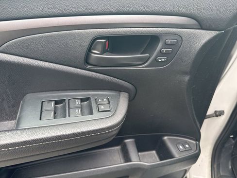 Used 2023 Honda Passport EX-L image 14