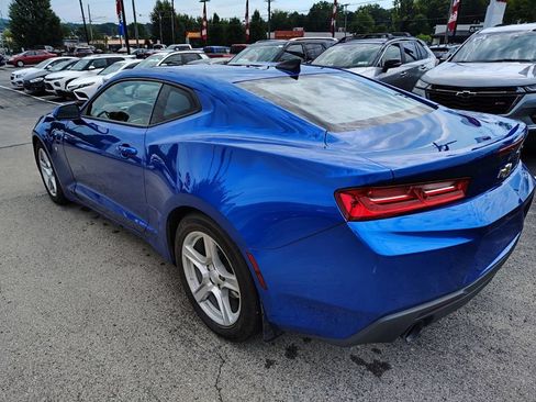 Used 2018 Chevrolet Camaro LT RWD image 6