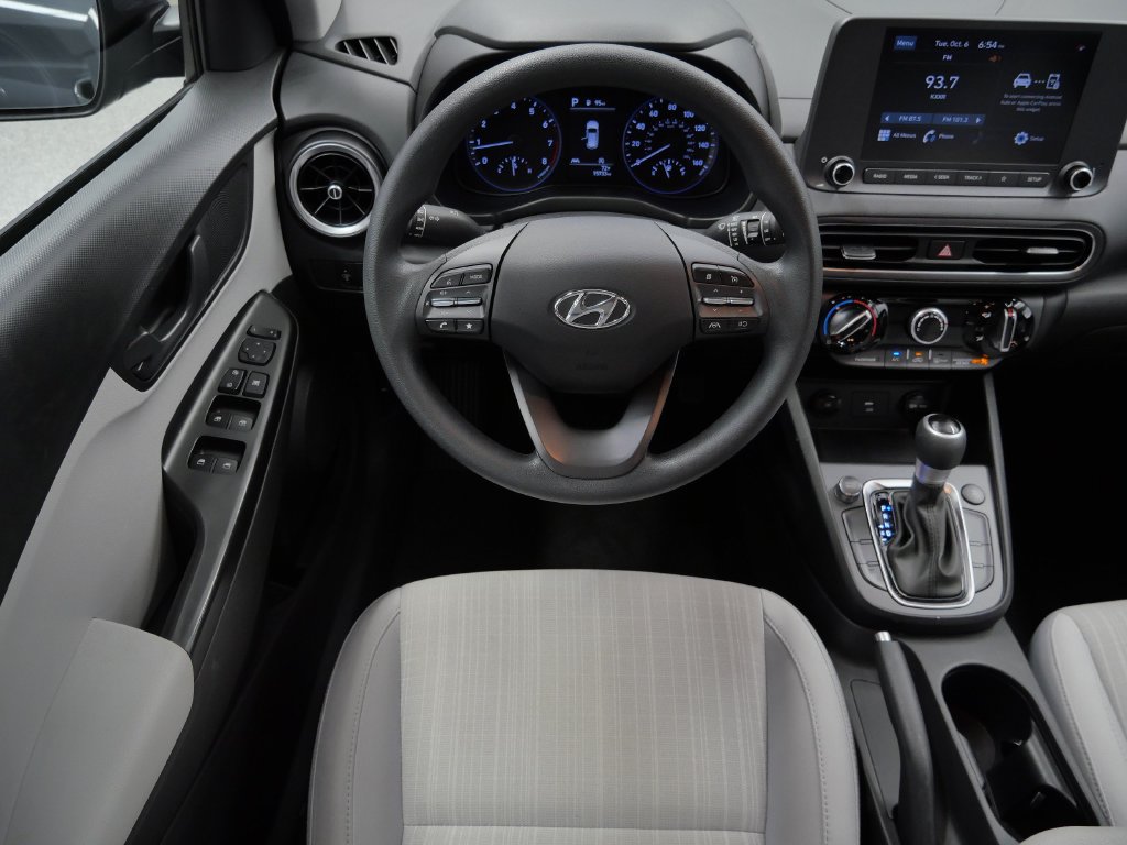 Used 2023 Hyundai Kona SEL AWD/4WD image 16